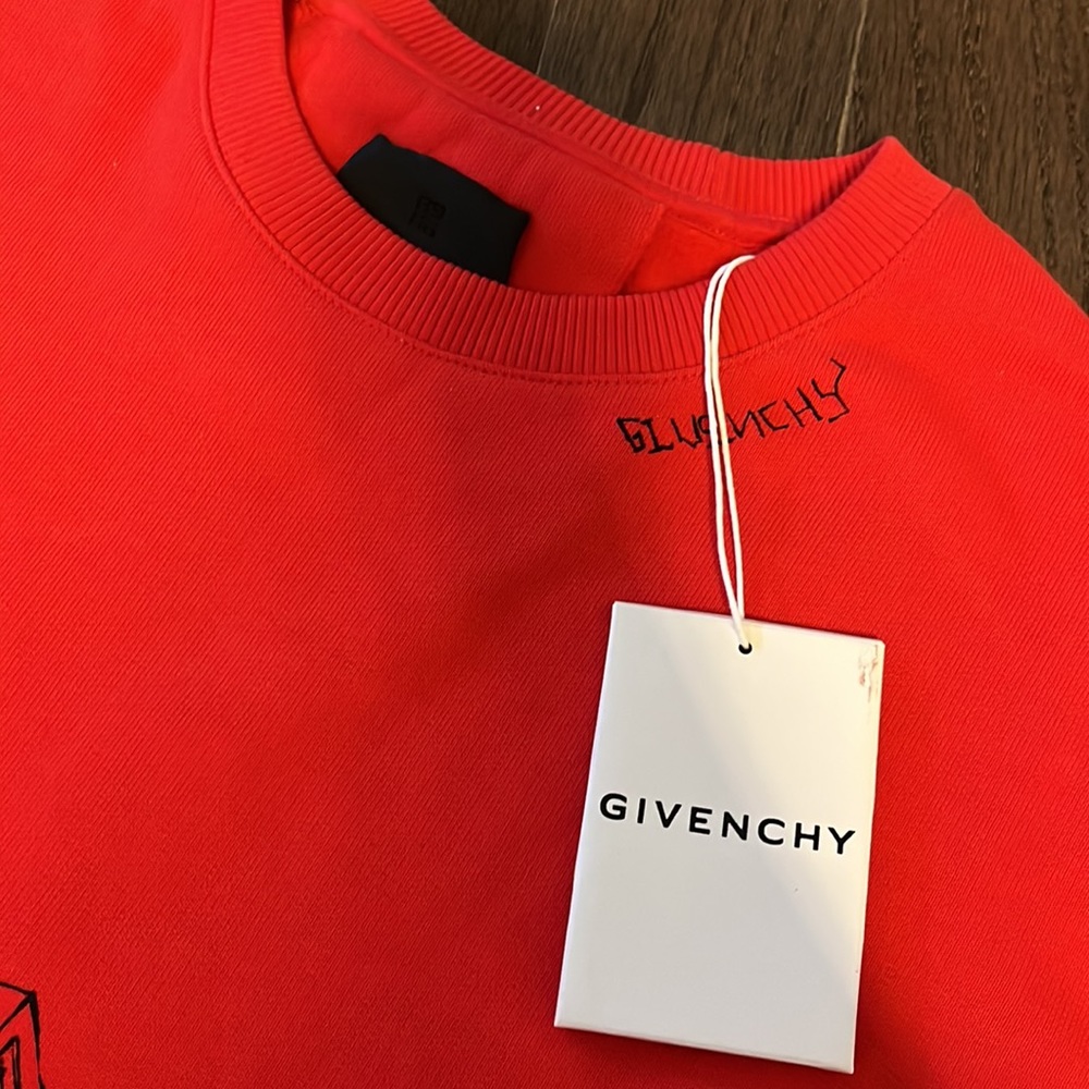 Givenchy sweatshirt - Picture 3 of 6